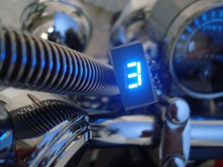 Индикатор номера включенной передачи для мотоцикла
